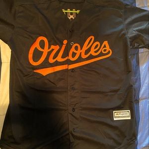 Manny Machado Baltimore Orioles official Black and Orange Jersey XL